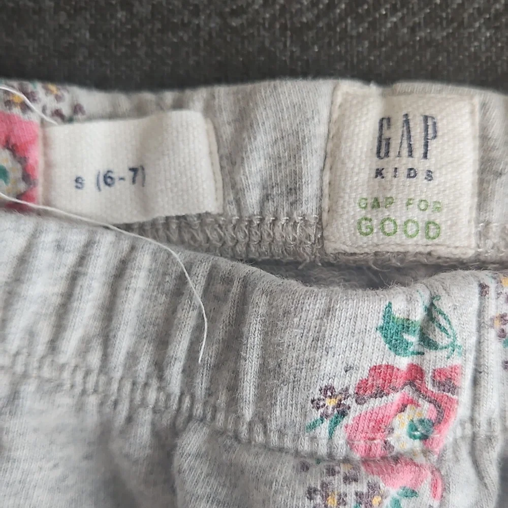 6 Piece Kids Clothing Bundle Mixed Brands - Picture 13 of 16